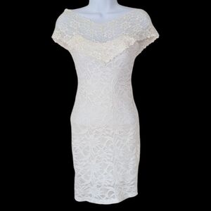 Pauln KC White Lace Off Shoulder Mini Dress Size Extra Small